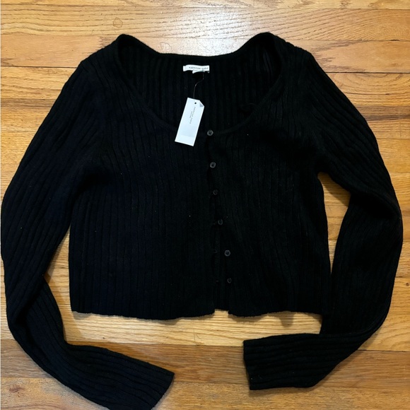 American Eagle Outfitters Sweaters - American Eagle Cropped Button Up Sweater